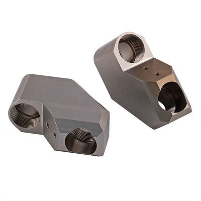 स्टेनलेस स्टील सीएनसी मशीनिंग समाधान -- सटीक भागों, सतह परिष्करण और गुणवत्ता नियंत्रण